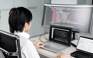 赤峰 api php源码,下载的php源码怎么运行呢？